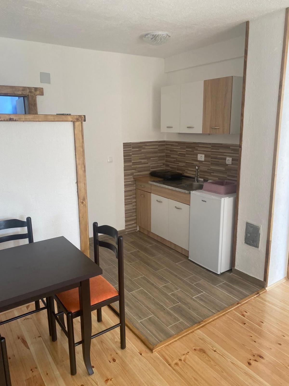 Studio Apartmani V&V Žabljak エクステリア 写真